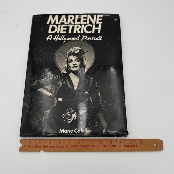 Vintage Marlene Dietrich A Hollywood Portrait Coffee Table Book - Picture 9 of 13